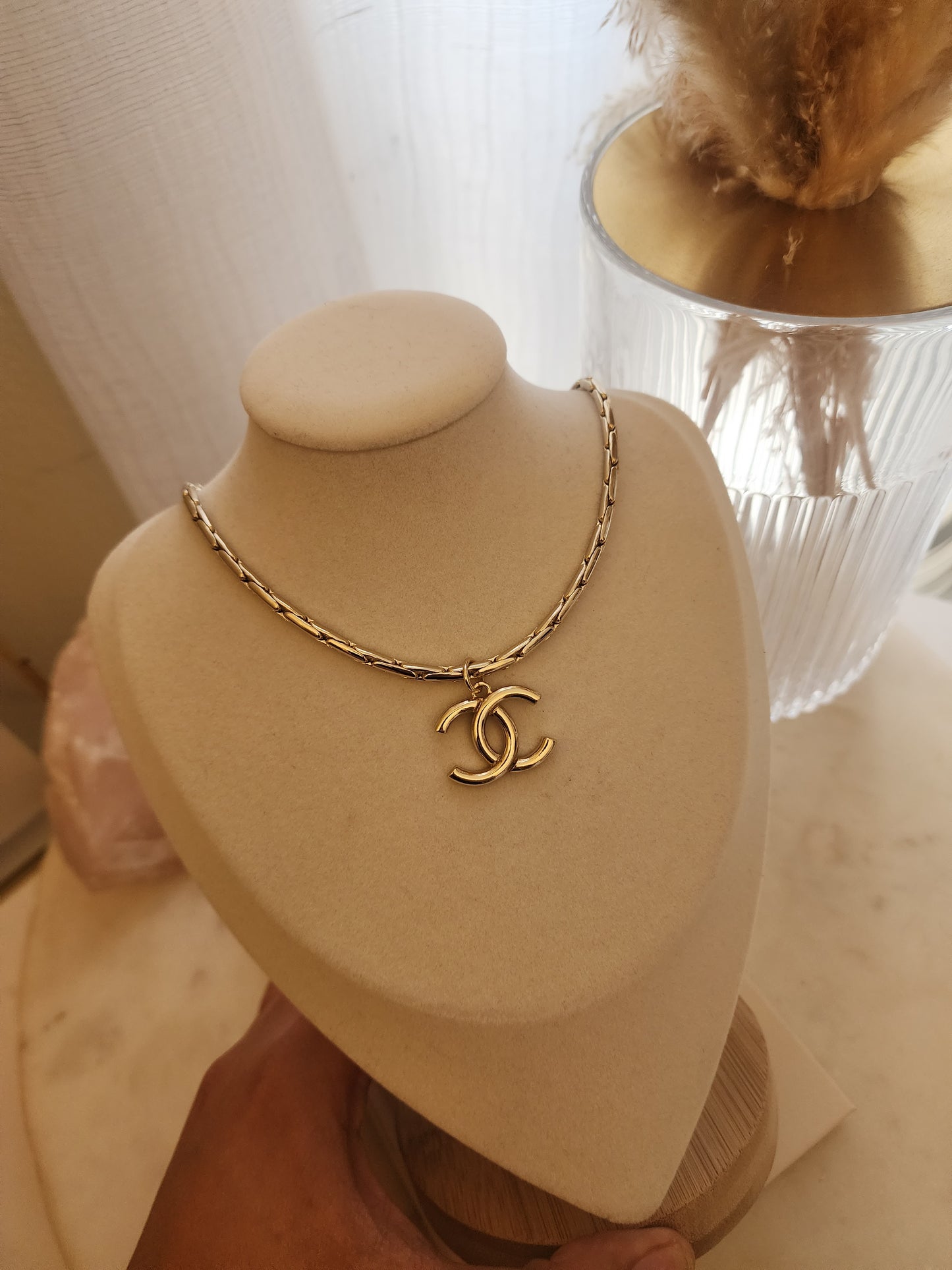 Coralie vintage necklace
