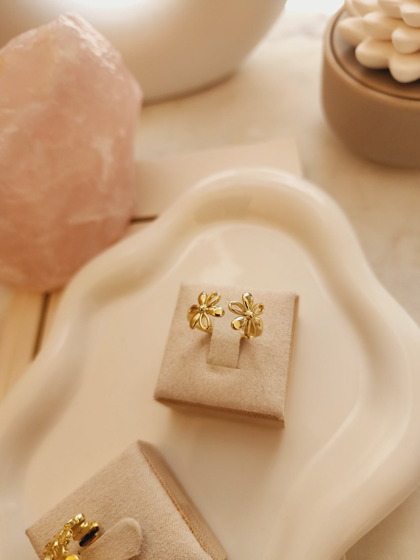 Golden Flora ring