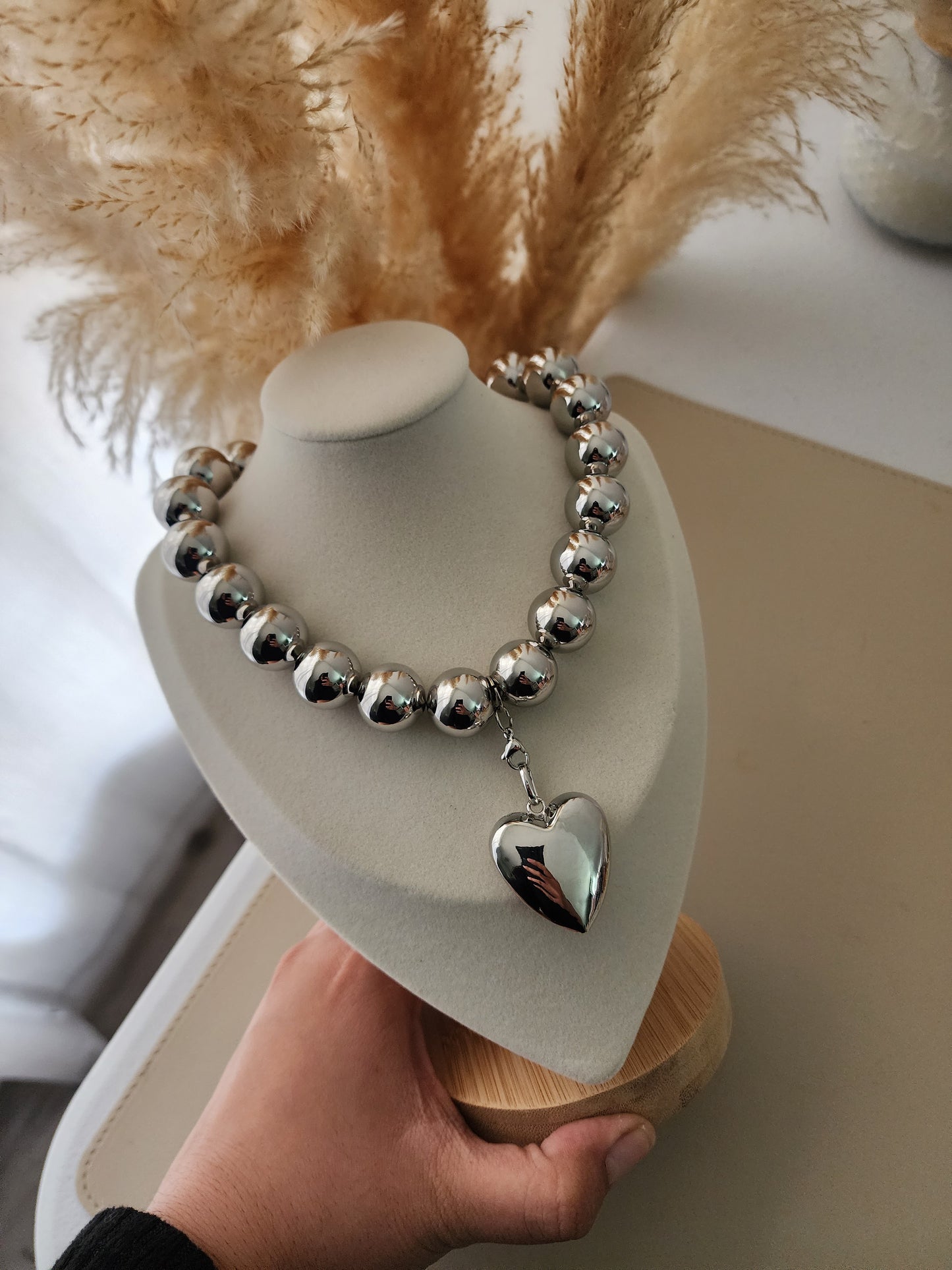 Chunky heart necklace