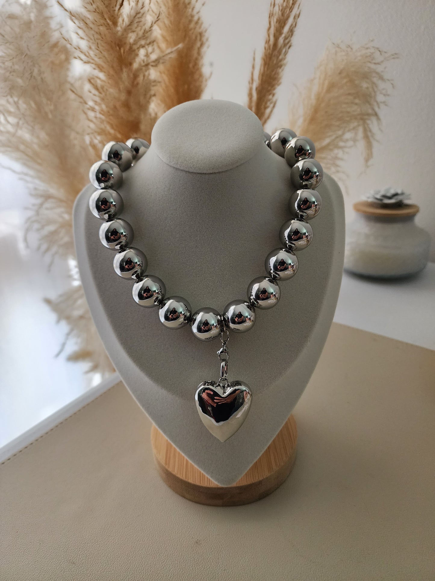Chunky heart necklace