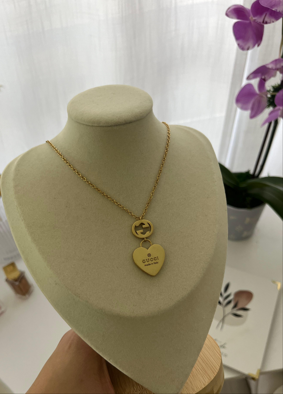 Guzzi Heart necklace pre-order