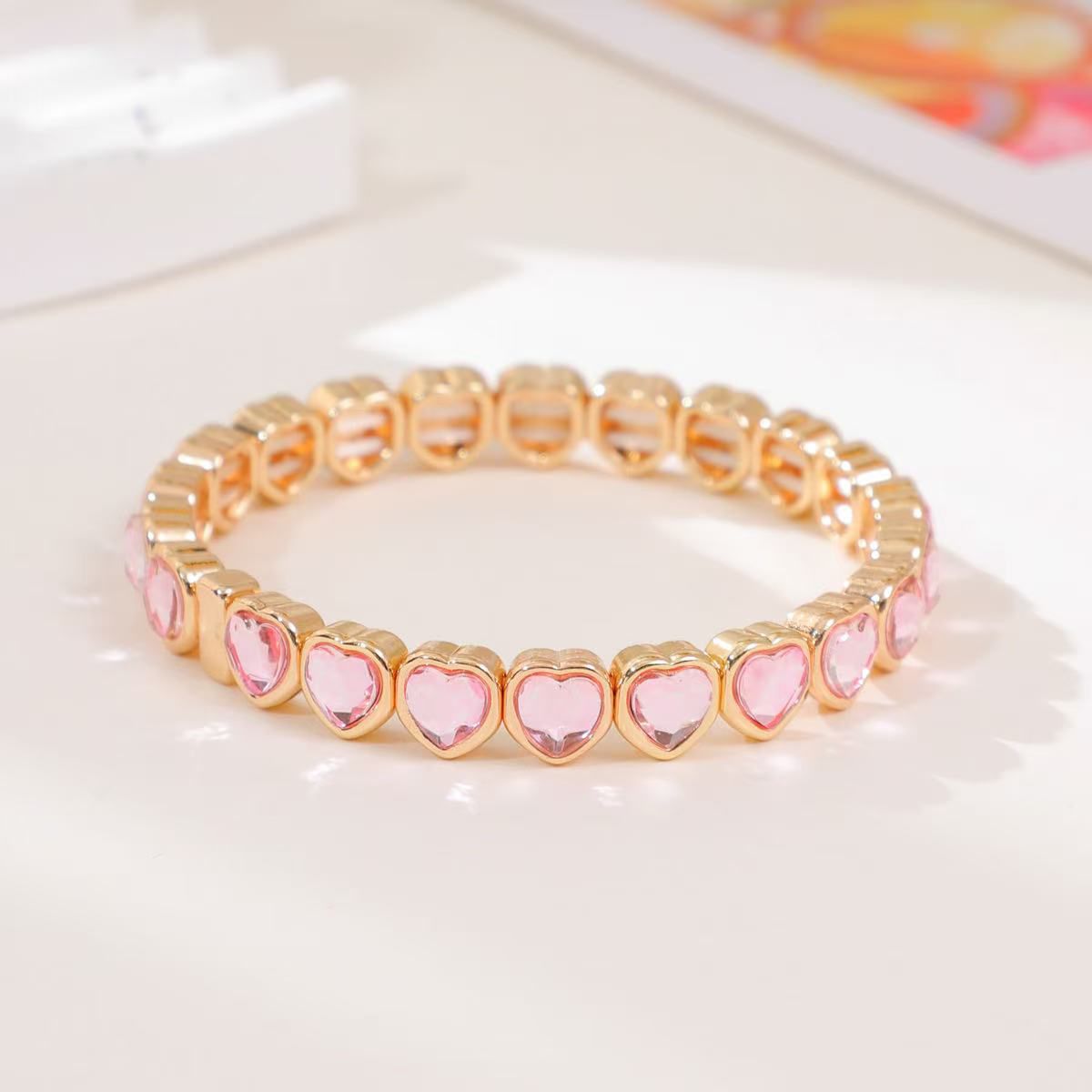 Elastic heart bracelet
