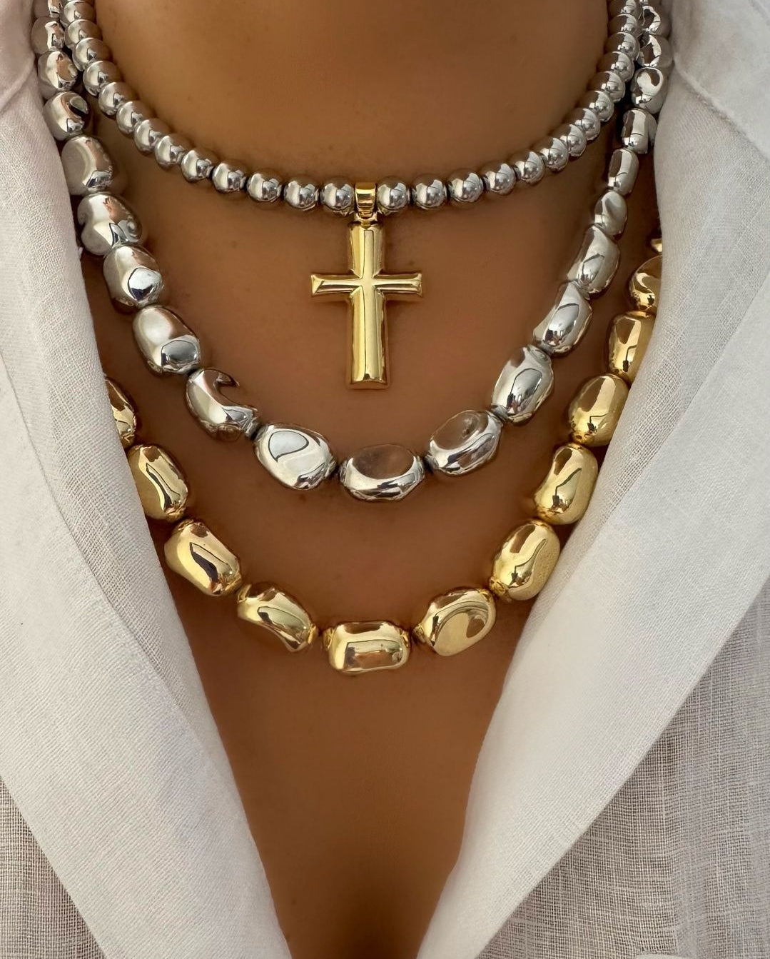 Bella stone necklace