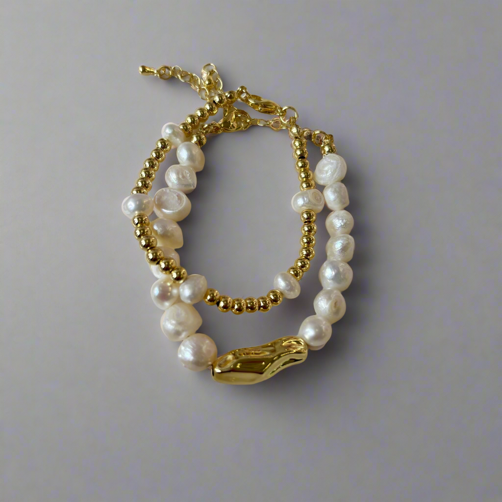 Eternal pearl bracelet