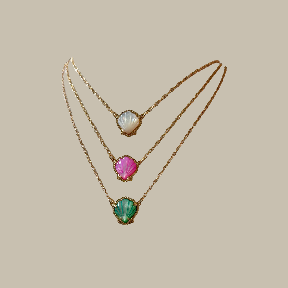 Bryanne Gold seashell Necklace