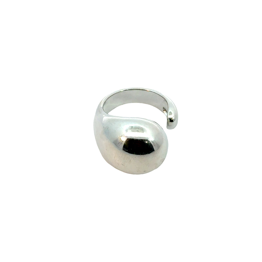Chunky bold ring