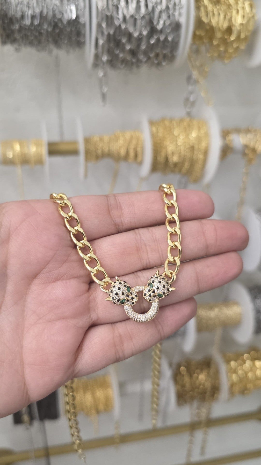 Leopard luxury necklace