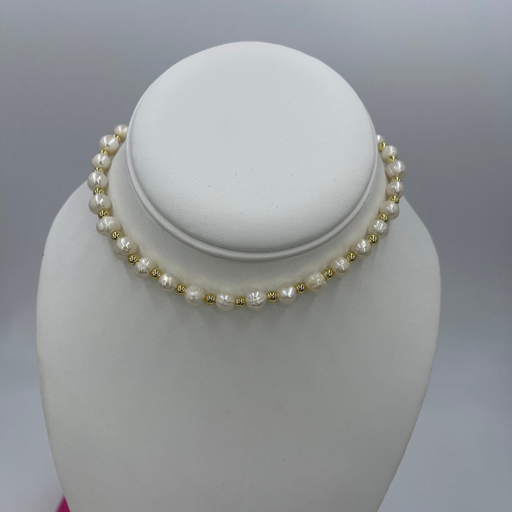 Amore Fuschia pearl necklace set