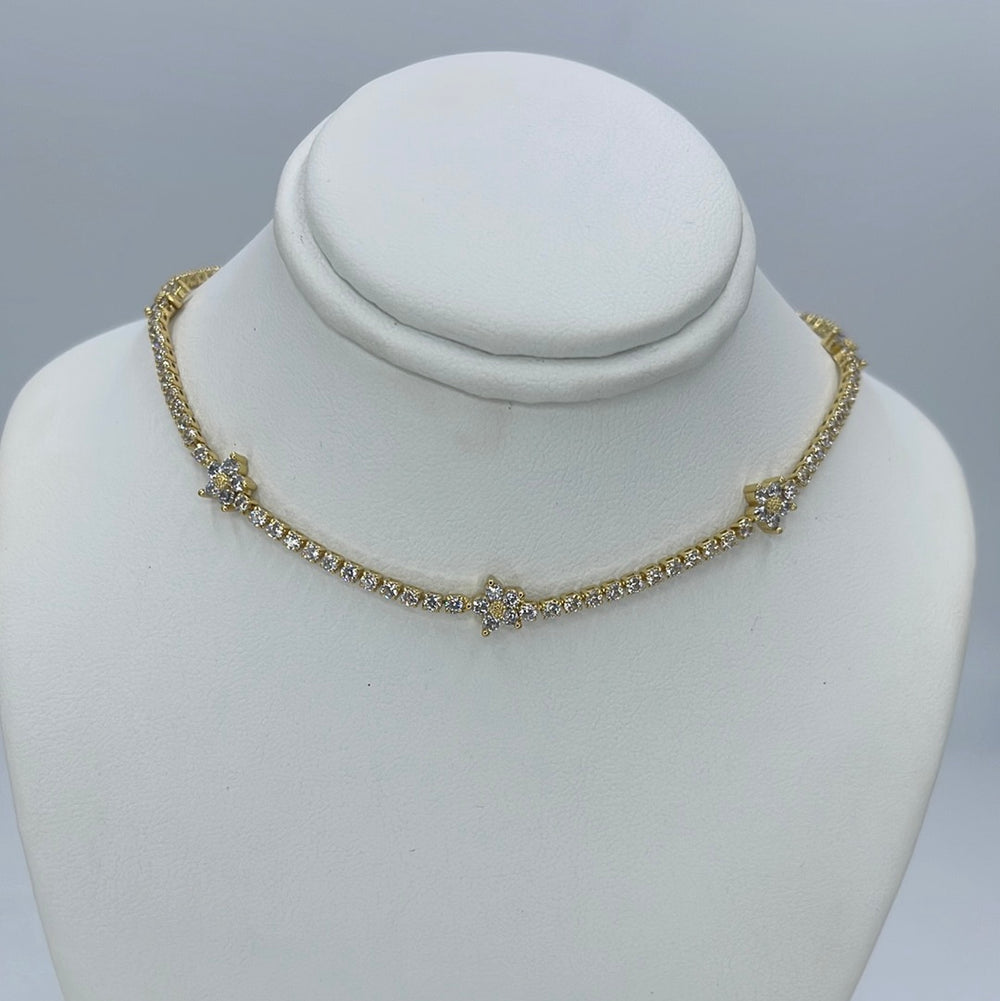 Crystal flower necklace