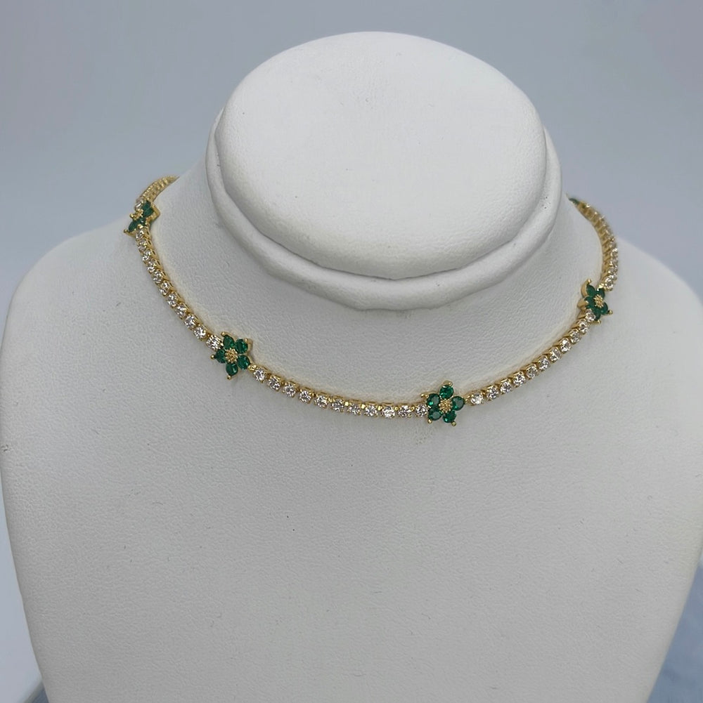 Crystal flower necklace
