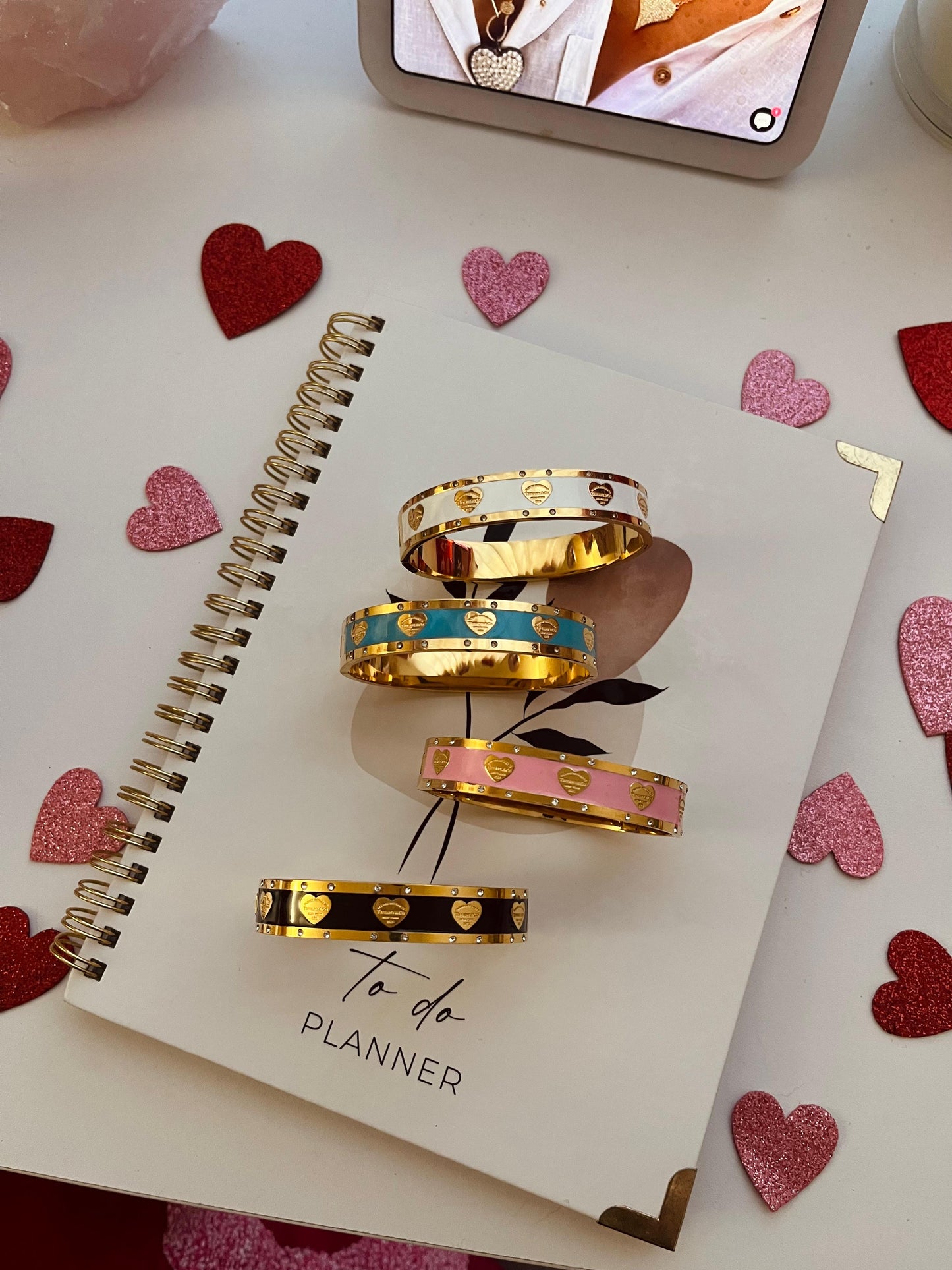 Tifa love bangle