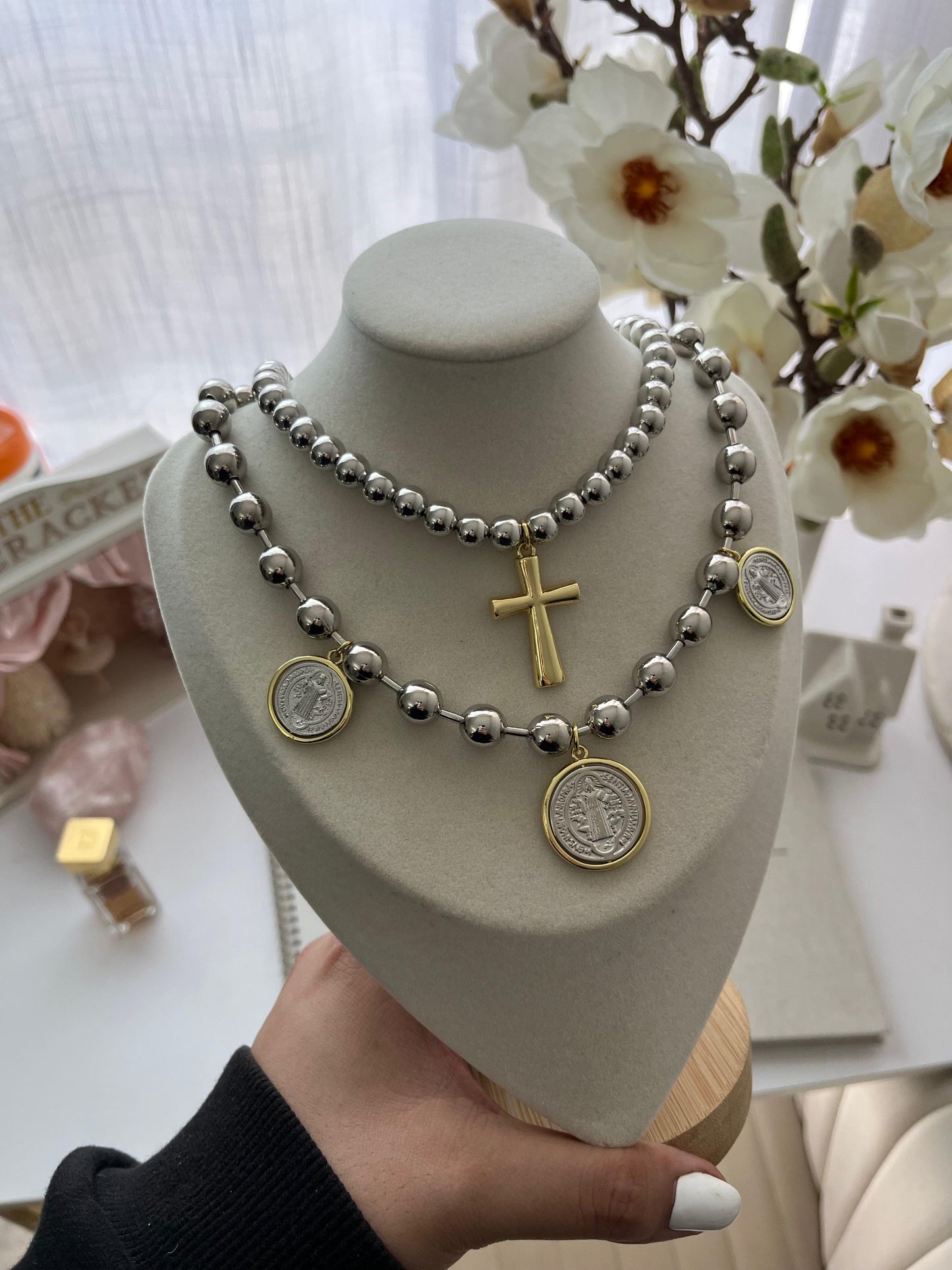 San benito 3 Medallion necklace