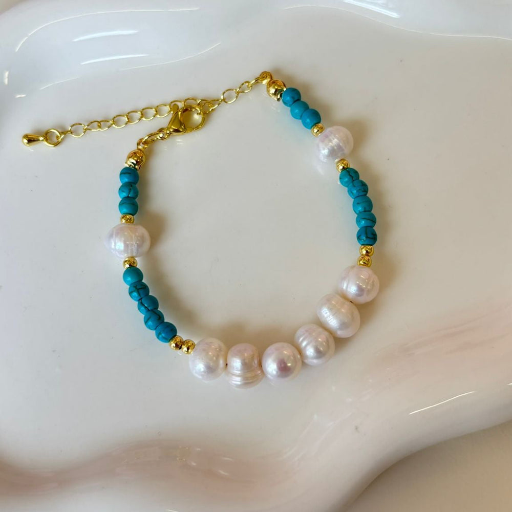 Pocahontas pearl bracelet