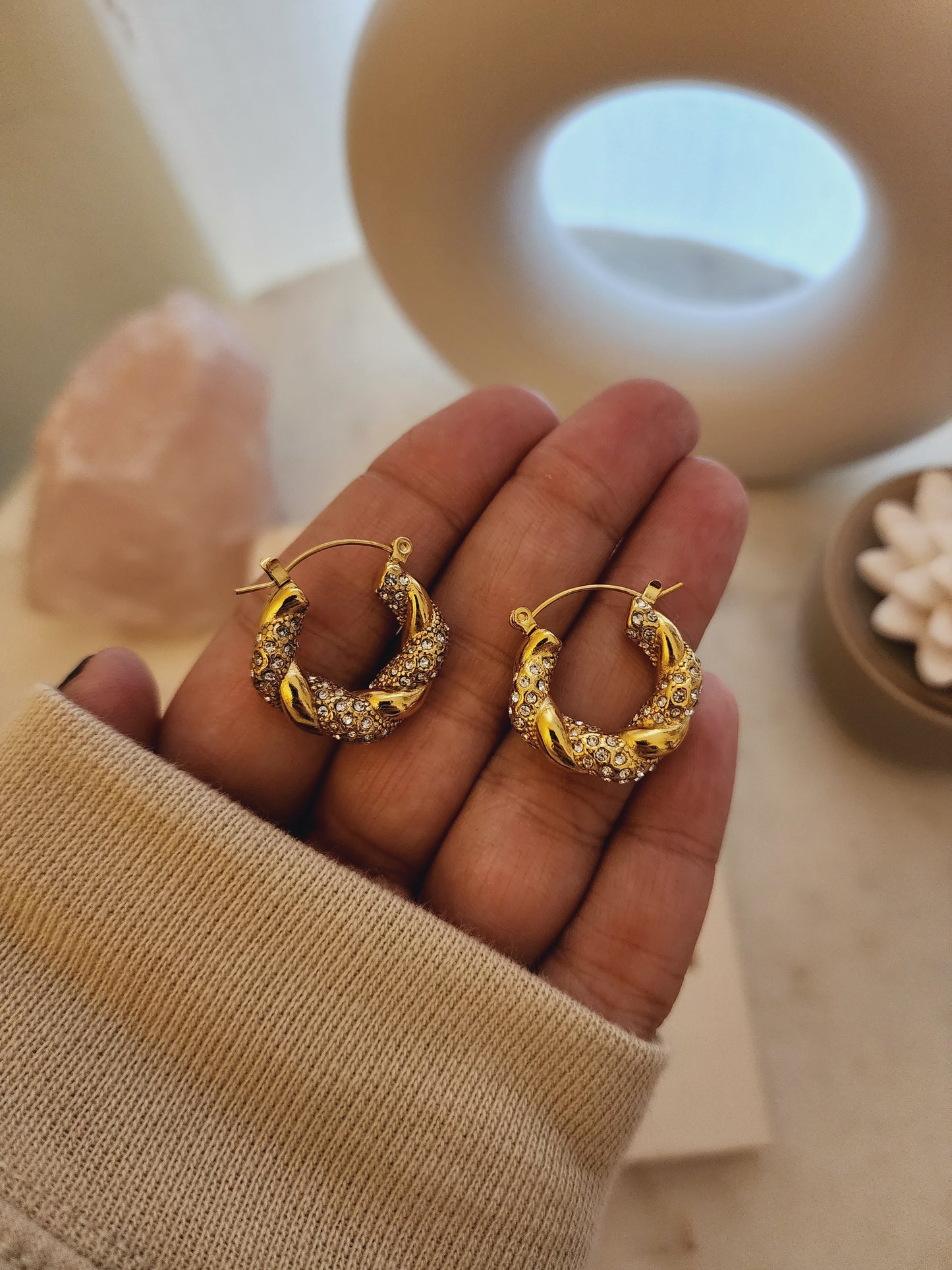 Daenerys hoop earrings