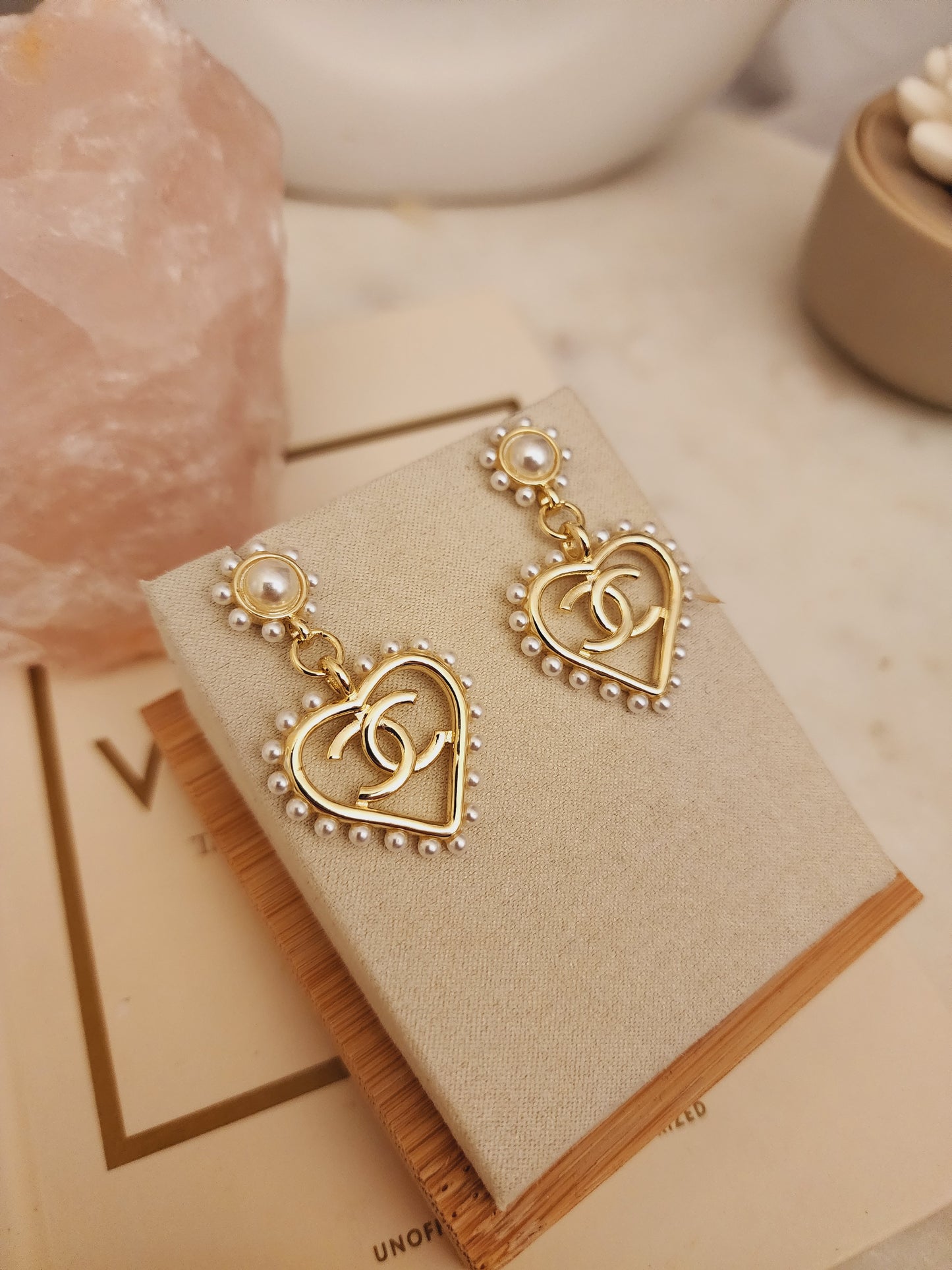 Cc pearly heart earrings