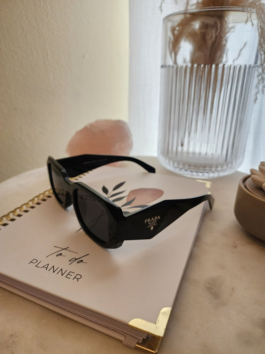 PD classic black sunglasses