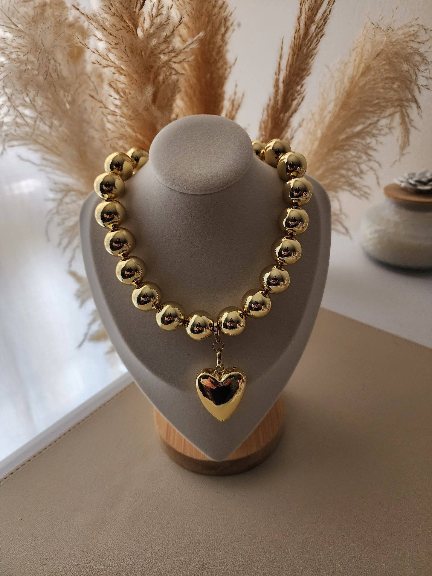 Chunky heart necklace