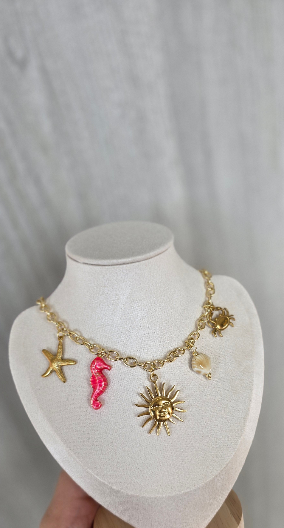 Tropical wave necklace