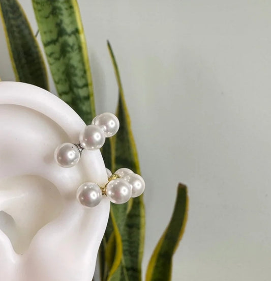 Multi pearl earcuffs