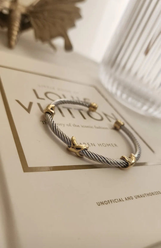 X cable Cuff