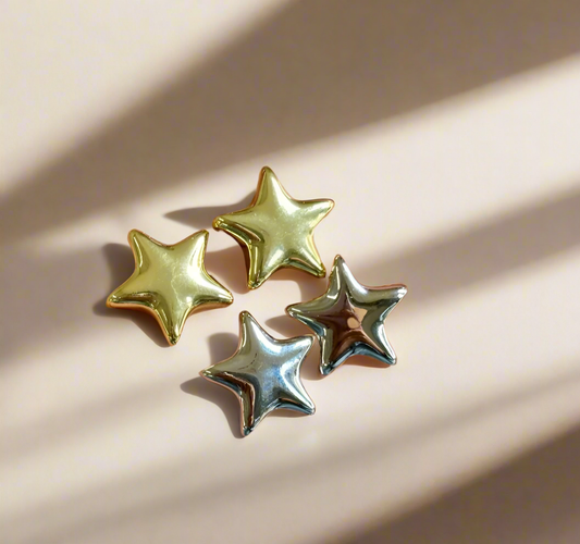 Star puffy earrings