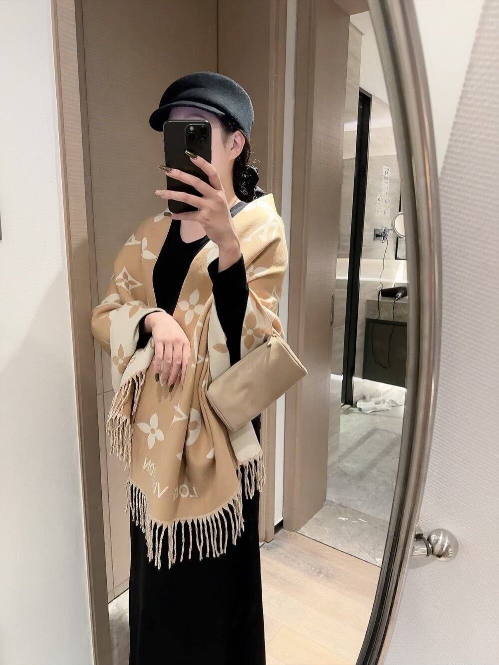 Liana scarf pre-order