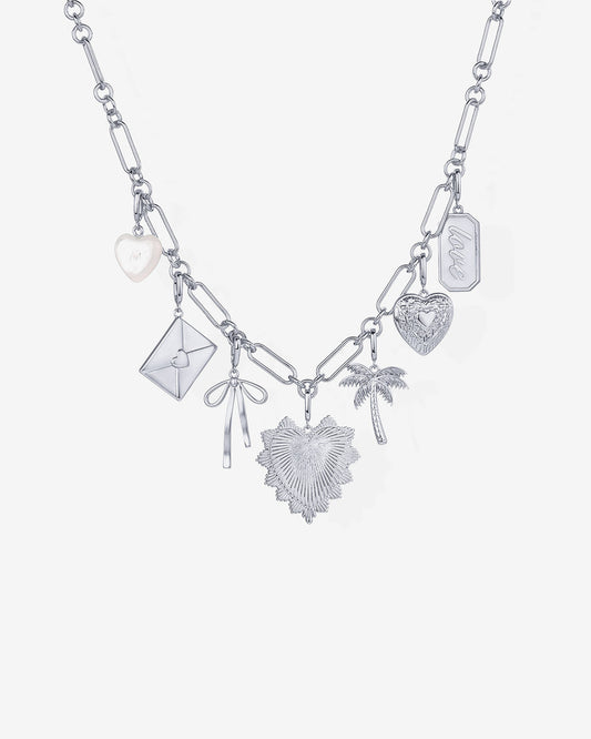 Chunky charm necklace 🤍