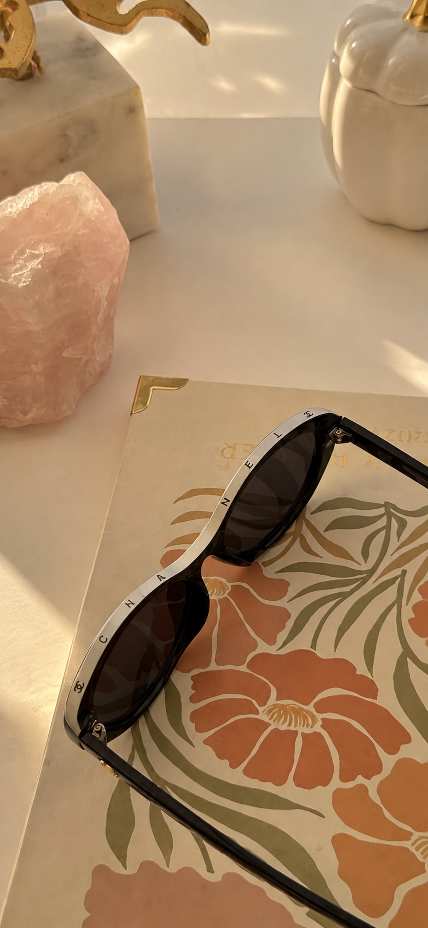 Calypso oval classy shades