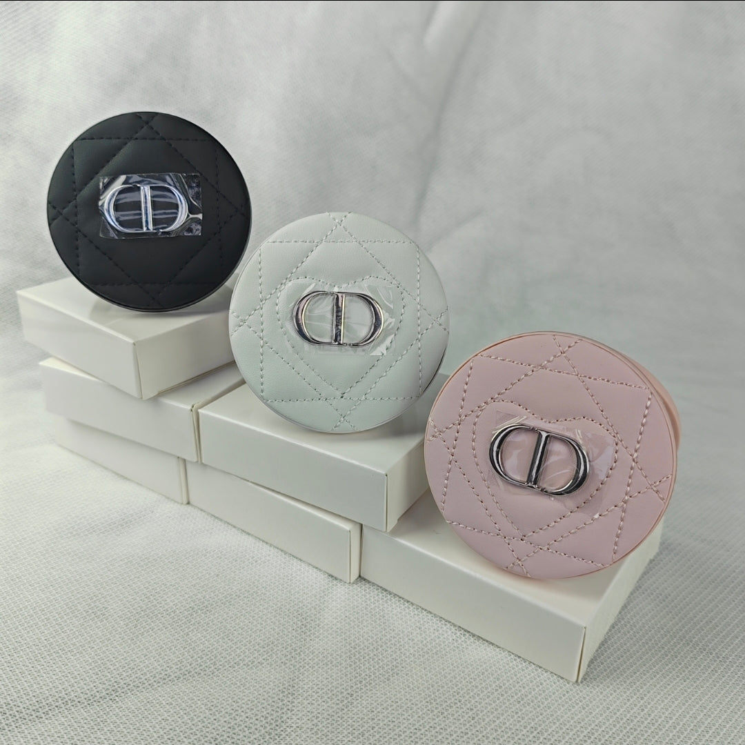 Cayla compact mirror