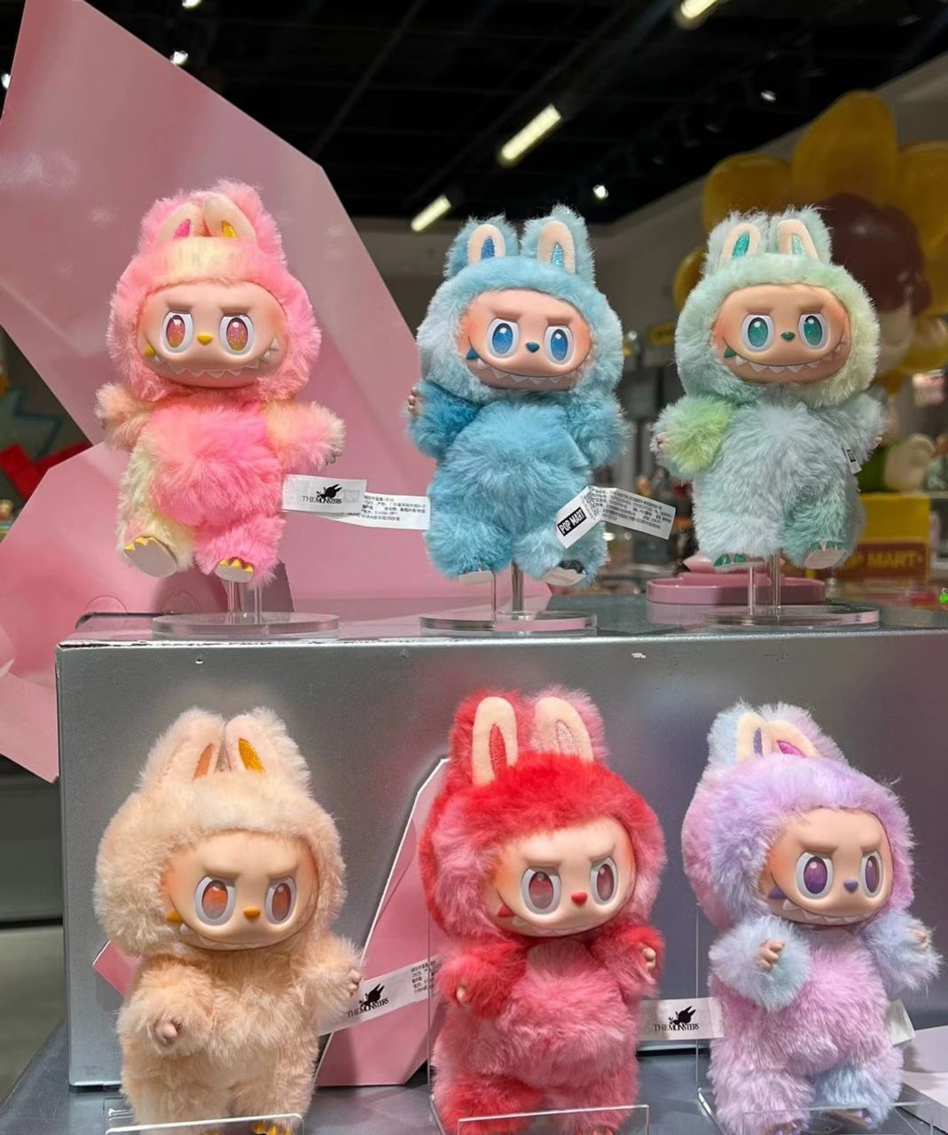 Labubu set Pre-order.            (Read Description)
