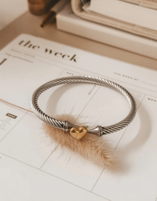 Heart Cable bracelet