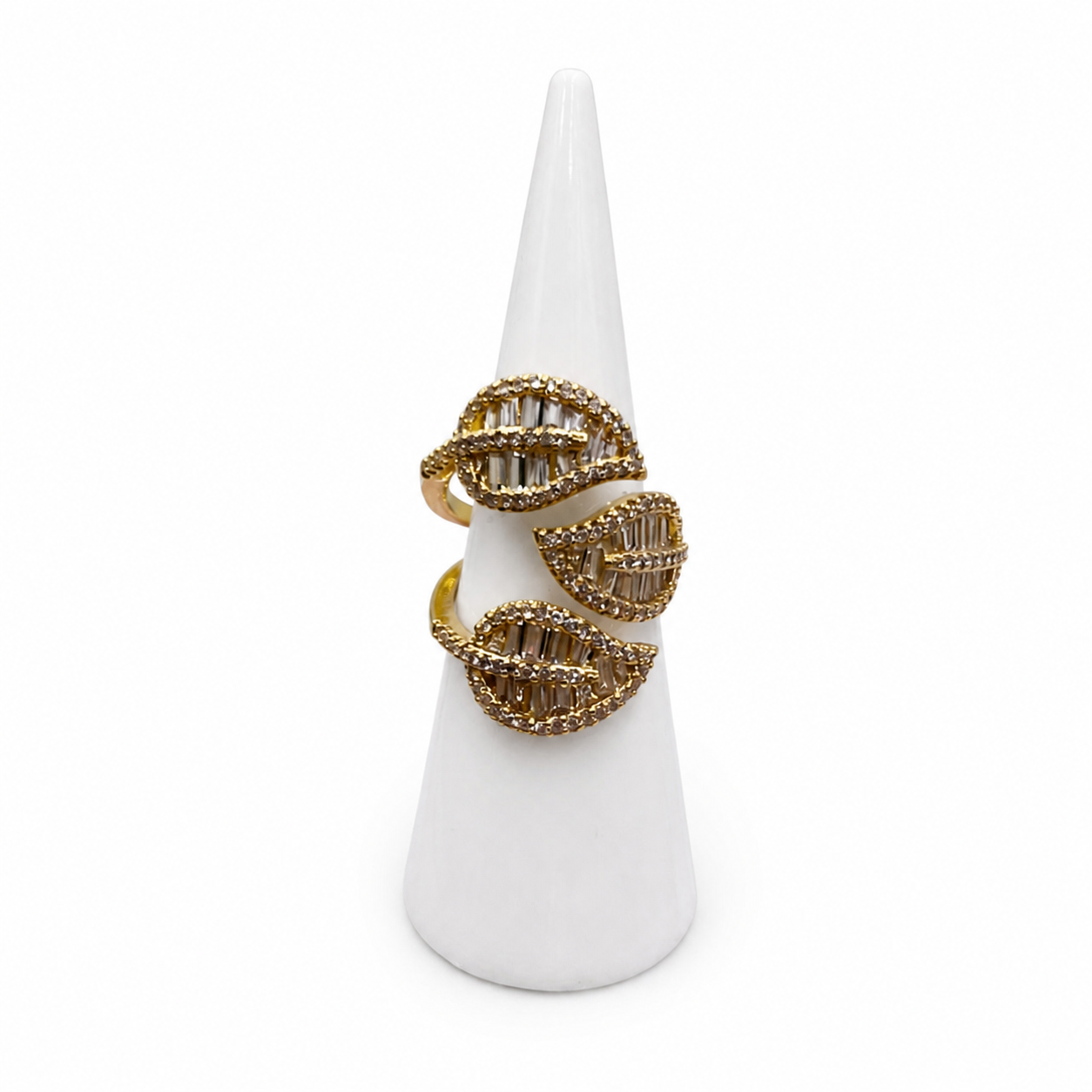Luxury 3 leave ring