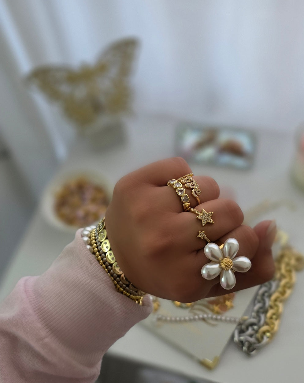 Flower pearl ring