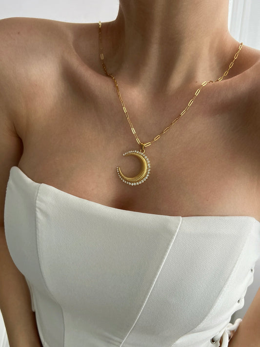 My luna necklace
