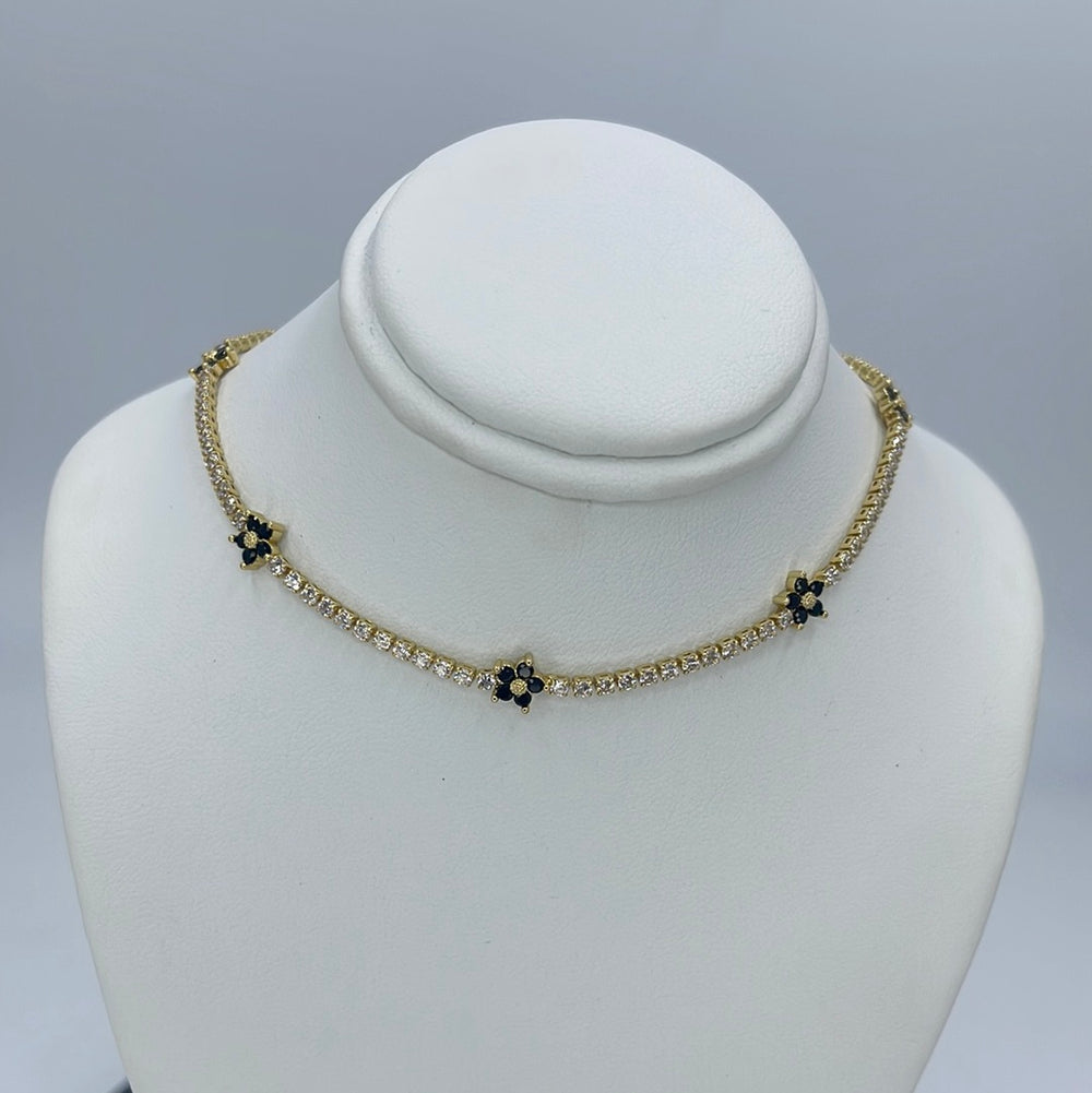 Crystal flower necklace