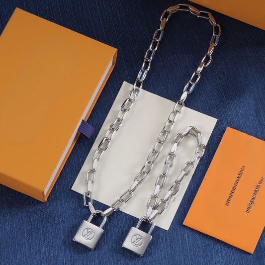 Lydia Silver padlock set Pre-Order